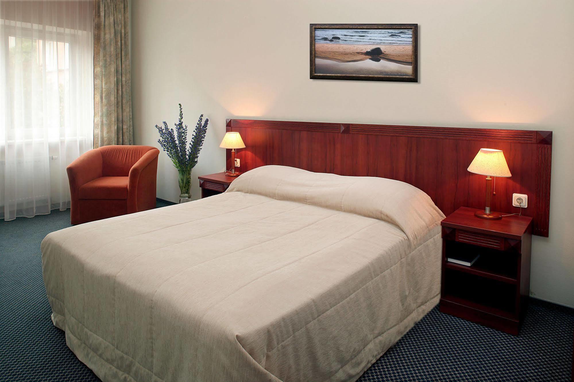 Hotel Promenada 3*